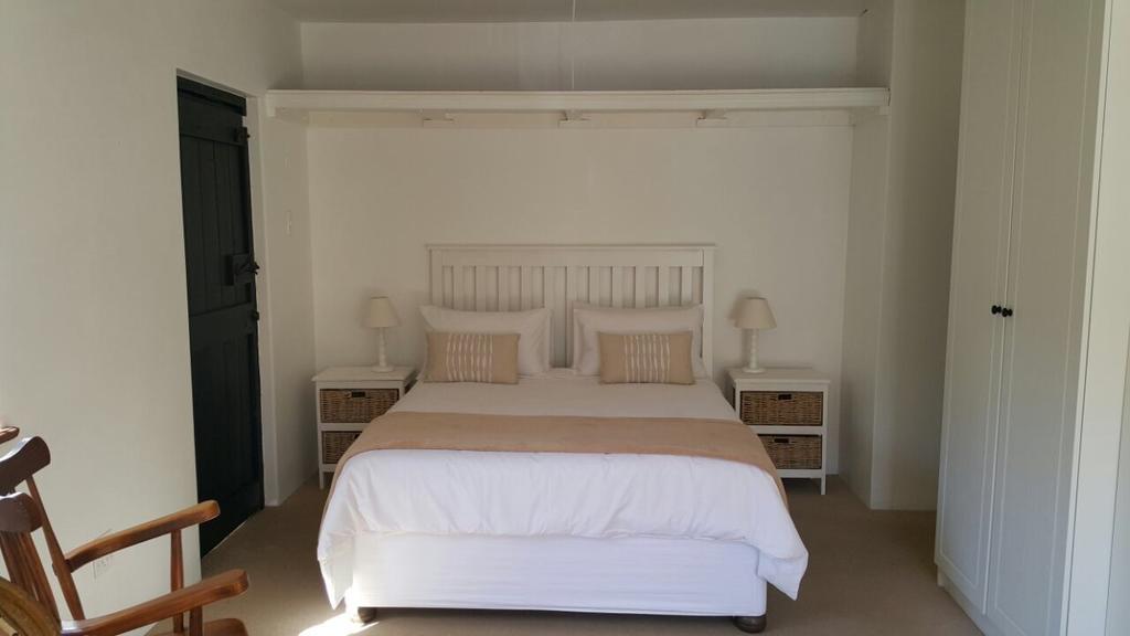 Two Door Cottage Cape Town Room photo